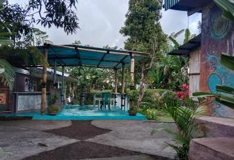 Legend guest house has Balcony rooms