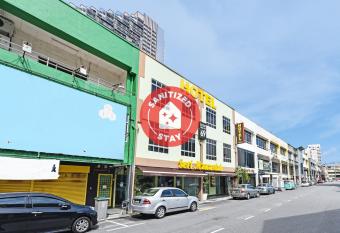 OYO 90578 Seri Mawardah Hotel allows 18 year olds to book a room