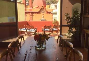 Location & Magical Luxury in Historic Guanajuato has Balcony rooms