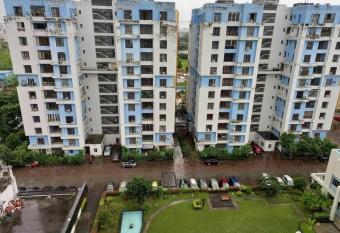 Lovely 2 bedroom fully furnished rental unit has Balcony rooms