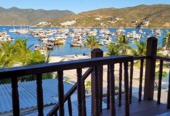 Flat vista incr  vel has Smoking rooms