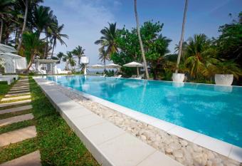 W15 Escape has Balcony rooms