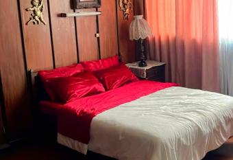 Private Bedroom in Baguio allows 18 year olds to book a room