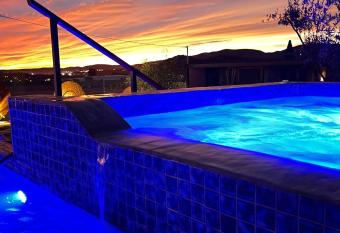 Finca Cazosa has Balcony rooms