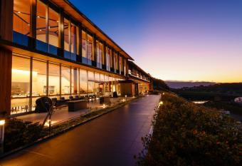 Hotel Nara Sakurai No Sato allows 18 year olds to book a room