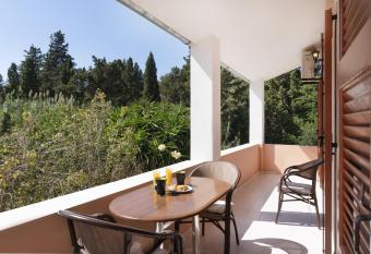 Dora Apartment Pagoi 1 has Balcony rooms