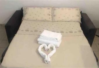 Relax_Home_Salento allows 18 year olds to book a room