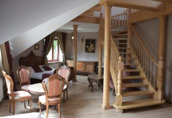 Royal Gdansk has rooms with a private hot tub