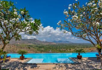 Sumberkima Hill Villa Macan has Balcony rooms
