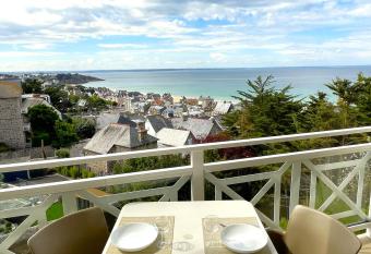 Magnifique vue mer - Tout confort has Balcony rooms
