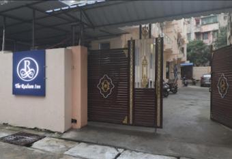 The Radium Inn has Balcony rooms