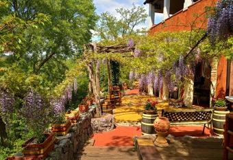 Krasberry Je  ev brlog has Balcony rooms