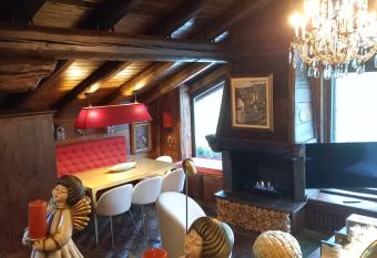 Baita LE SERE has Balcony rooms