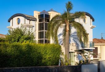 Zaffiro Lavico rooms Etna nature sea has Balcony rooms