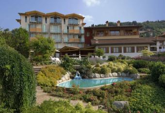 Hotel Miralago has Balcony rooms