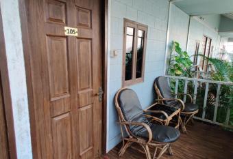 Regina s Place has Balcony rooms