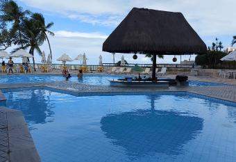 FLAT GOLDEN BEACH has Balcony rooms