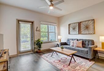 FRONTDESK Axel Row Apts Avondale Birmingham allows 18 year olds to book a room