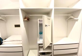 Wood Luxury House has rooms with a private hot tub