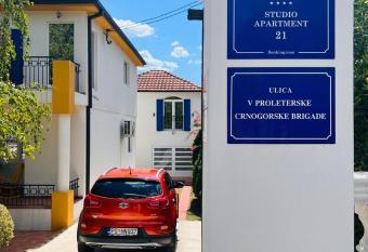 Studio Apartment 21 allows 18 year olds to book a room