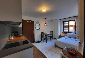 L Imperial Zermatt 2 - Fascinating studio in the center has Balcony rooms