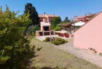 Casa Vacanza il Ginepro has Balcony rooms