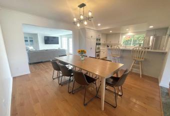 Lovely Beach Home - 2 min walk to the beach - Game Room - Channel Islands! has Balcony rooms