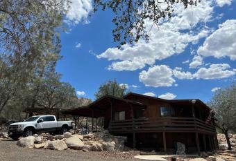 Star Gazing 3-Bedroom Cabin has Balcony rooms