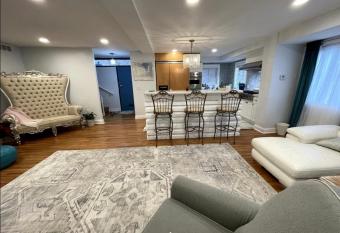 A Regal Retreat- Exclusive Parking, Prime Location has Balcony rooms