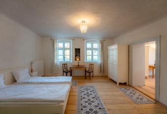 Casa La Strada has Balcony rooms