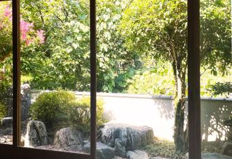 Akizuki Gallery House has Balcony rooms