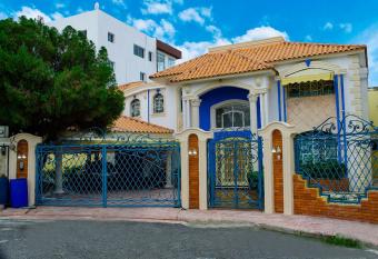 Maison de Vacance - Casa de vacaciones - vacation home has Balcony rooms