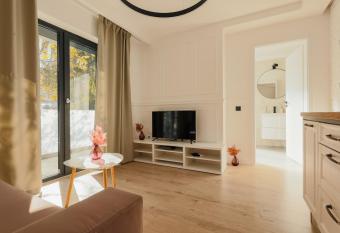 Aparthotel Nest Inn Meteor has Balcony rooms