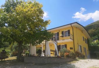 ABC Rooms has Smoking/Balcony rooms