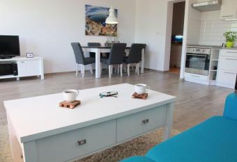 Przestronny apartament Centrum mi  dzy 2 jeziorami has Balcony rooms