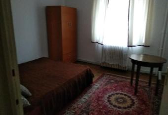 Mike s apartament allows 18 year olds to book a room