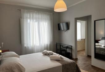 We Love Tower Self Check-In has Balcony rooms