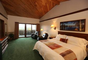 The Devlin has Balcony rooms