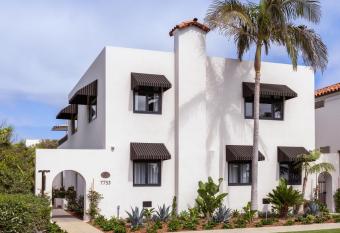 Orli La Jolla allows 18 year olds to book a room