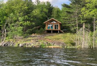 Romantic log cabin on Elkwoods lake allows 18 year olds to book a room