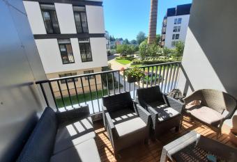 Exclusive value per price - oldtown & parks nearby has Balcony rooms
