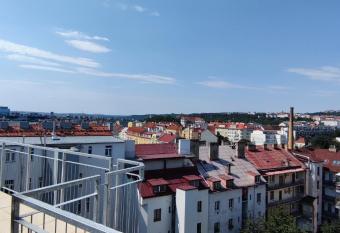 Penthouse # 81 with panoramic city view in Elite Rezidence with free parking has Balcony rooms