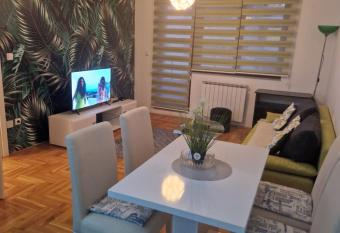 Stan Orhideja Lukavica Istocno Sarajevo has Balcony rooms