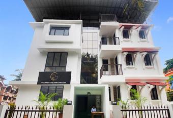 Grand Royale Boutique Suites allows 18 year olds to book a room