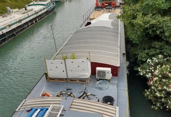 P  niche Chopine allows 18 year olds to book a room