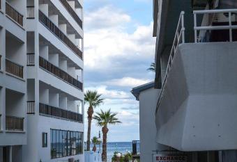 Les Palmiers House allows 18 year olds to book a room