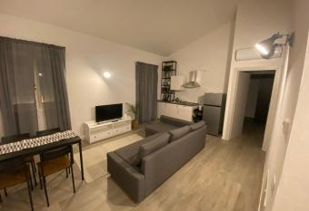 Dante Alighieri allows 18 year olds to book a room