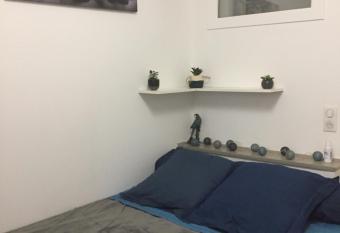 L   esprit libre allows 18 year olds to book a room