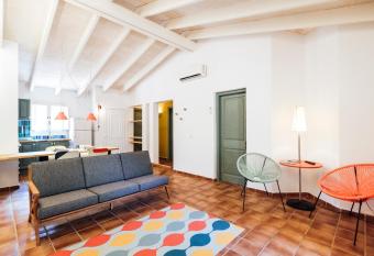 Aussie House - M  gico apartamento de 2 dormitorios allows 18 year olds to book a room