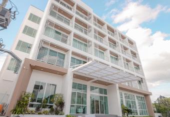 Hotel Agnes has Balcony rooms